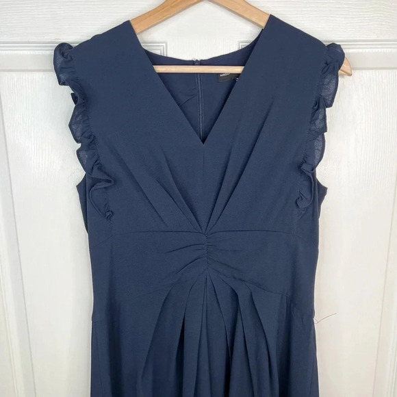 Maggy London Women's Blue V-Neck Hi-Lo Midi Dress Ruffle Detail Size 10 - Picture 4 of 12